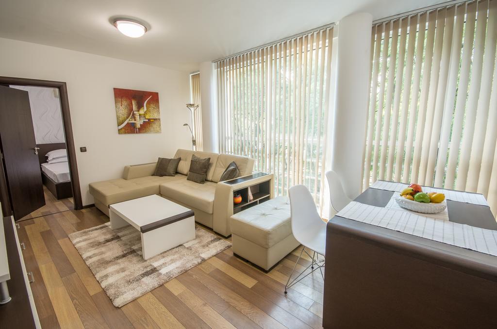 City Apartments La Casa Варна Екстериор снимка